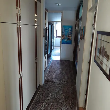 Downtown Flat